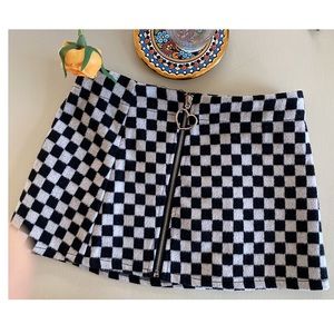 UNIF Heart o Ring Zipper Checkered Wink Mini Skirt